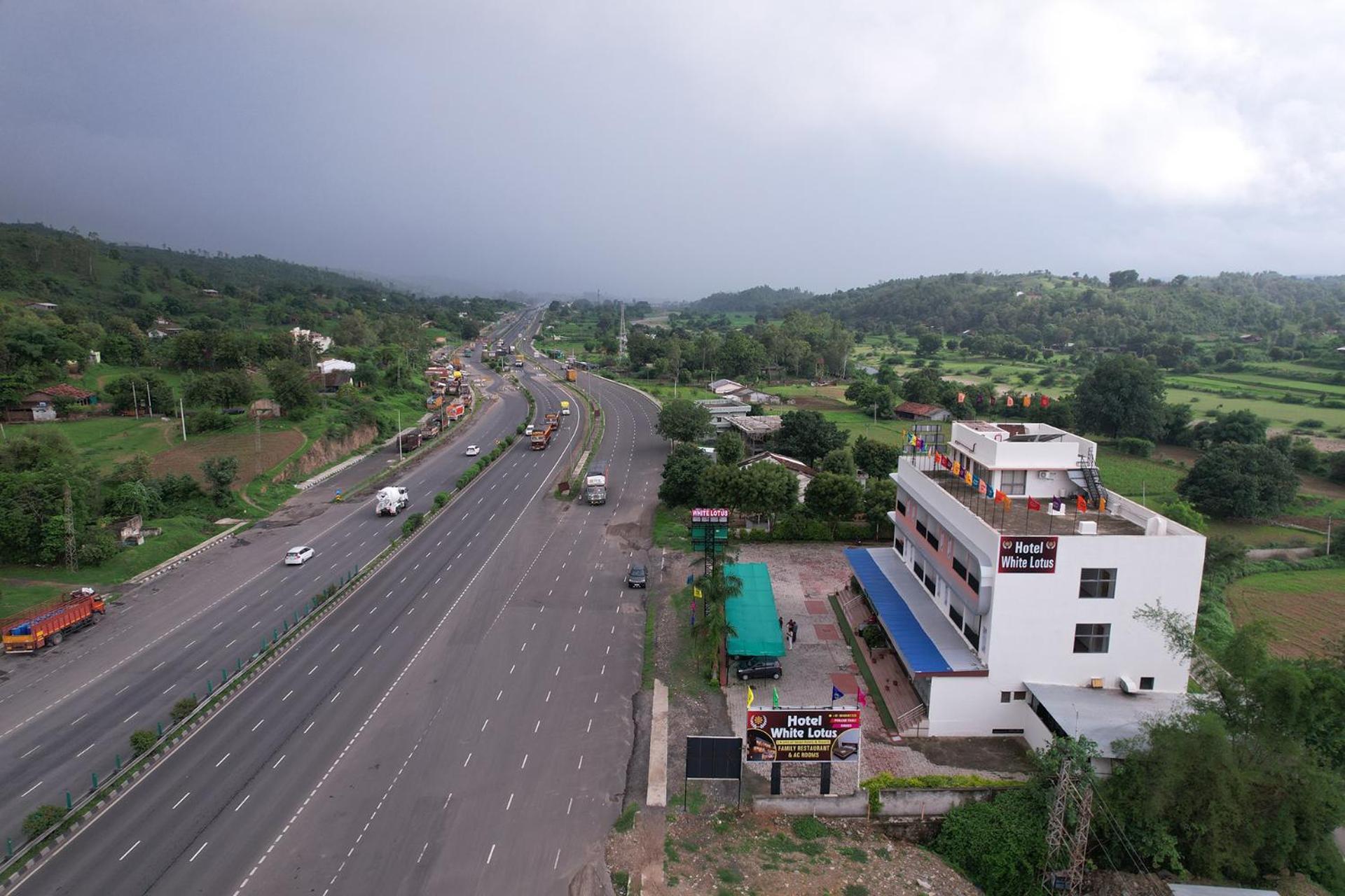 Hotel White Lotus Dungarpur Eksteriør bilde