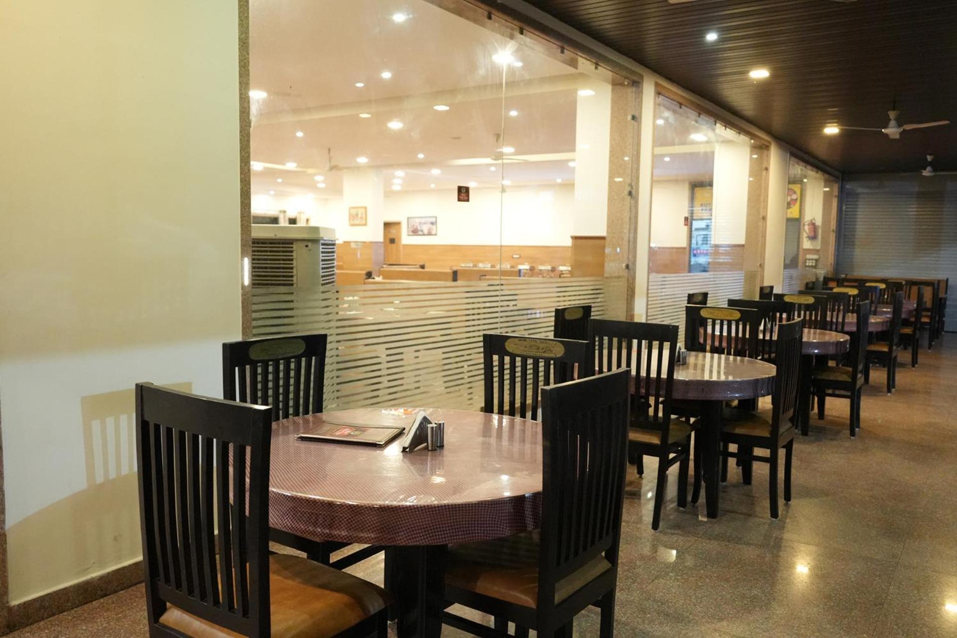 Hotel White Lotus Dungarpur Eksteriør bilde