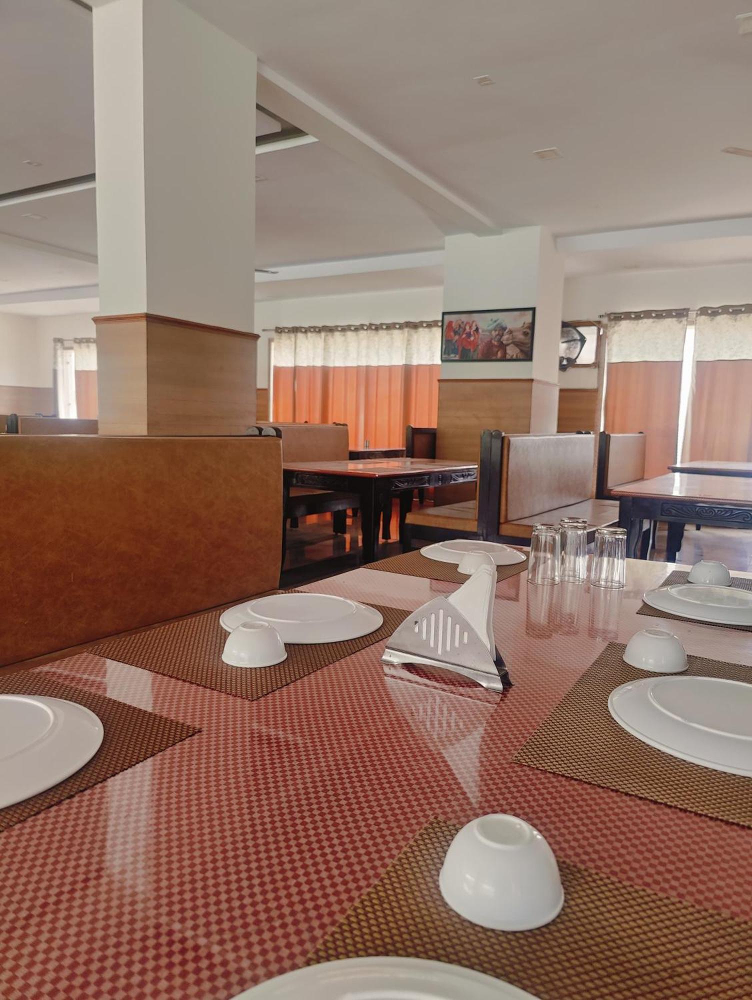 Hotel White Lotus Dungarpur Eksteriør bilde